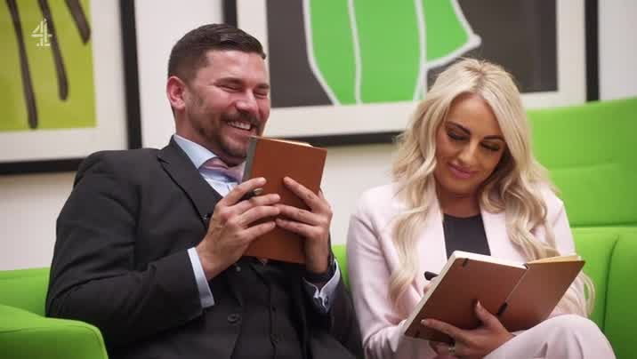 [Image: h45pnura8f8h.jpg]