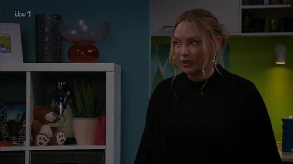 [Image: g7ol8j12bcjr.jpg]