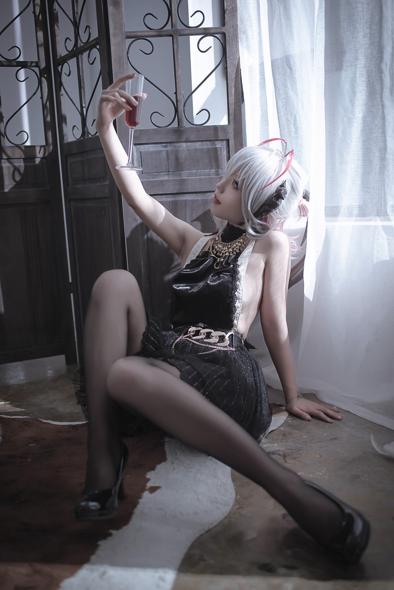 切切Celia 明日方舟 W 礼服 Cosplay 高清写真 20P插图7