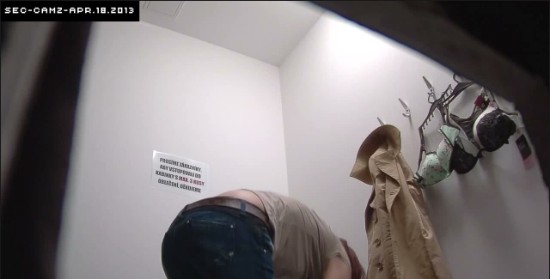 [Image: Voyeur55525102817.jpg]