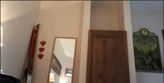 [Image: Voyeur54255101203.jpg]
