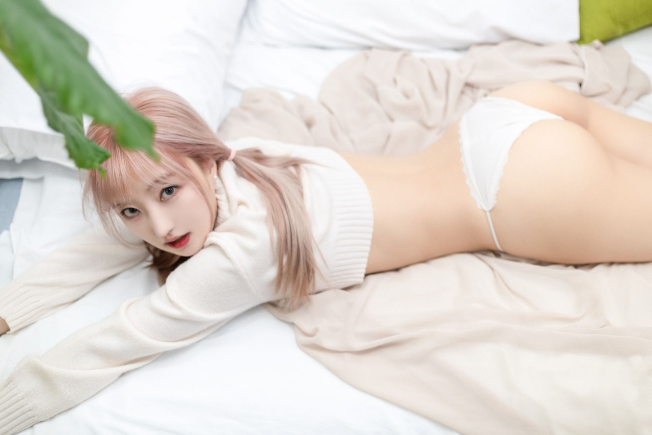 韩国HaNari (하나리)《黑色蕾丝内衣》写真图，柔美与性感的双重享受插图1