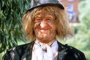 worzel-gummidge-smiling.jpg