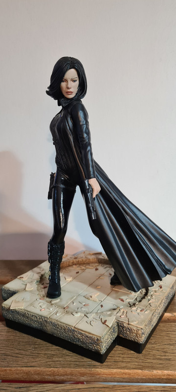 Roberto von Behr - Selene 01