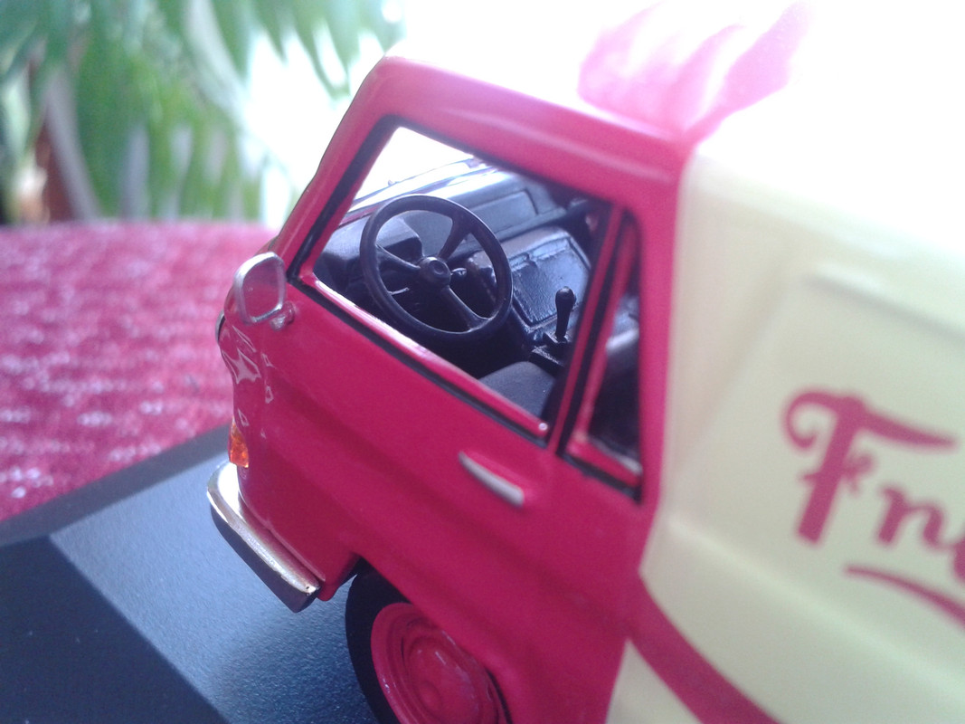 1974 DKW F 1000 D Furgón Metálico “Frigo” (Ixo – nº 20 Furgonetas de Antaño) (12)