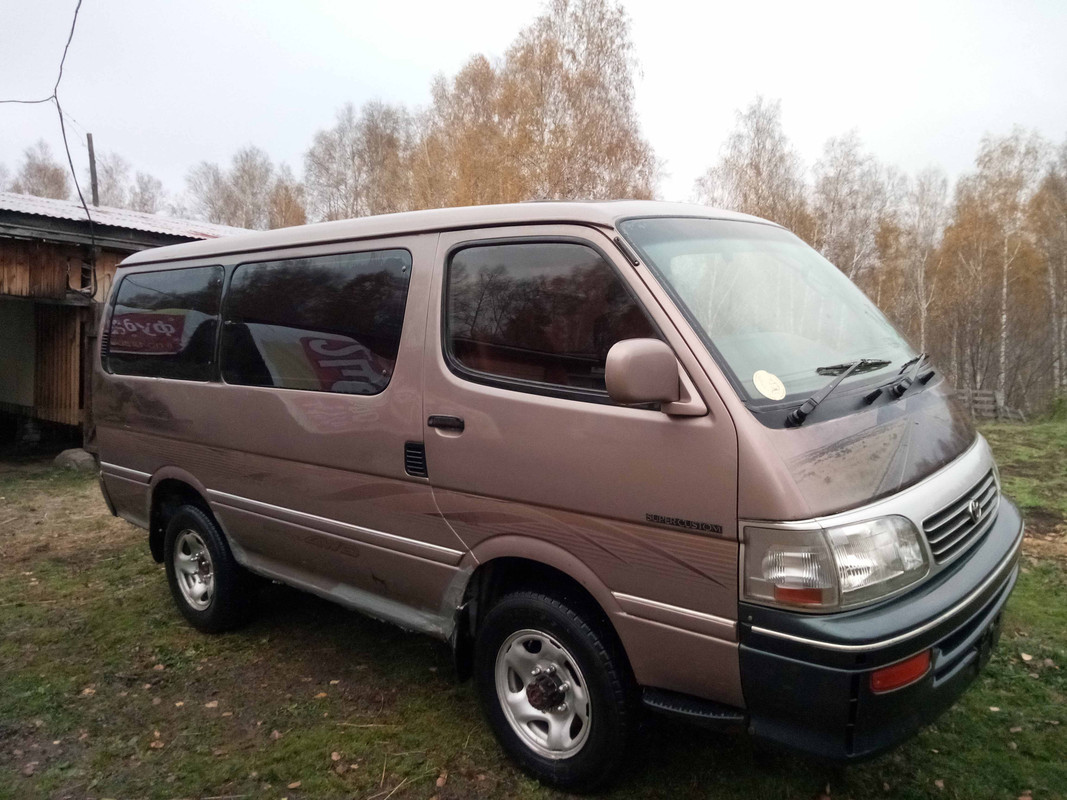 Купить хайс дром. Lh107 Hiace. Тойота Хайс lh100. Toyota Hiace lh107. Toyota Hiace 1992.