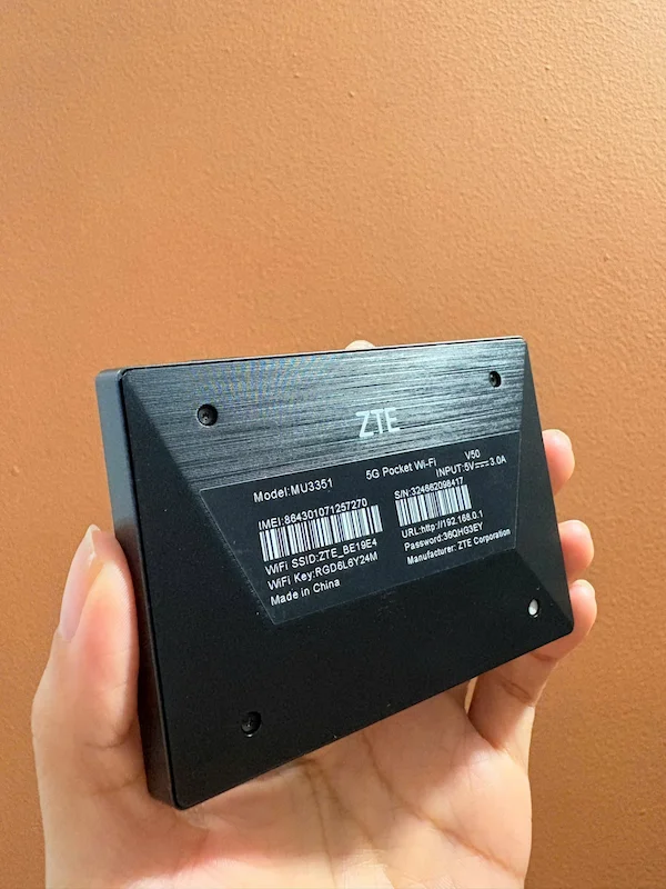 Bộ phát WiFi 5G ZTE V50 sử dụng SIM Nano