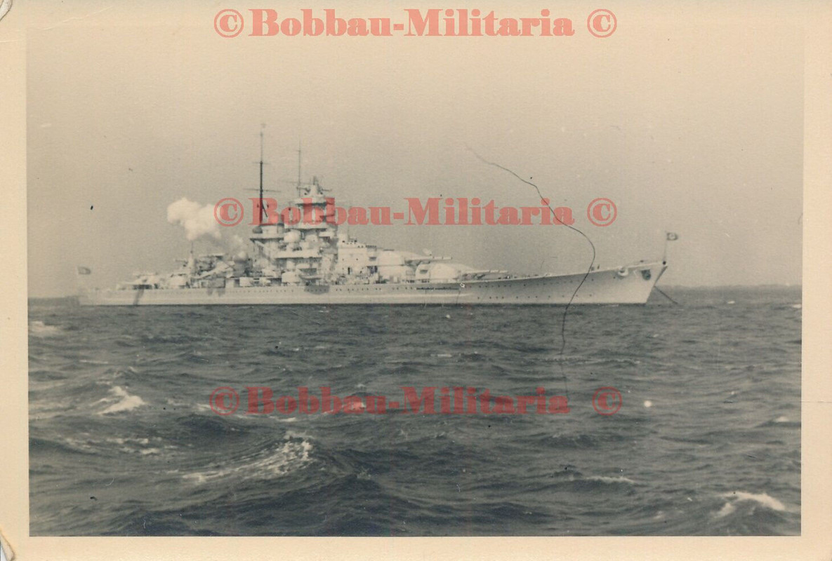 K760 Foto Kriegsmarine Kriegsschiff schwerer Kreuzer Schlachtschiff Geschütz TOP