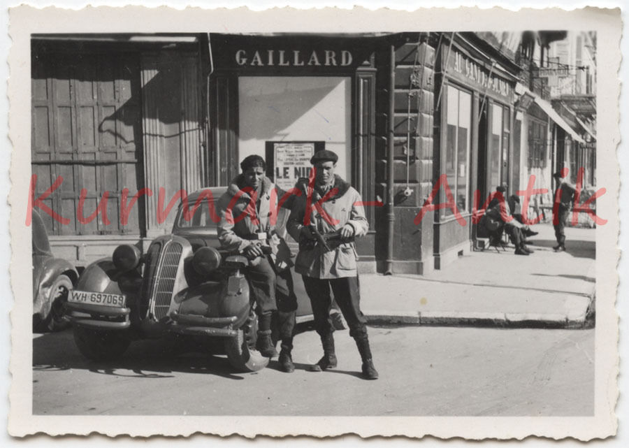 Foto Wehrmacht Frankreich 1944 Périgueux Beute A