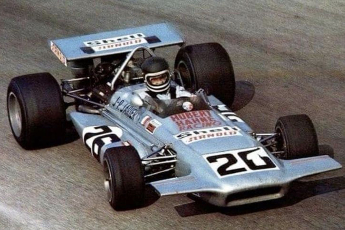 8DBD2F15-48FE-4823-B17E-B3666DB34D24