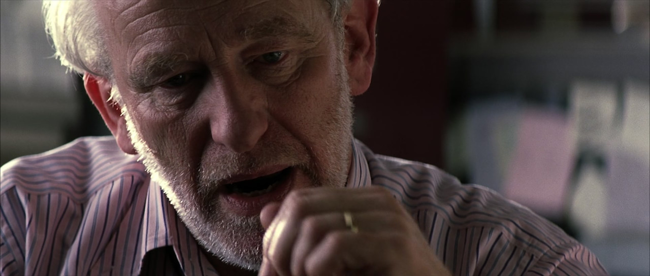 Spy Game (2001) (1080p BluRay x265 FreetheFish)-5