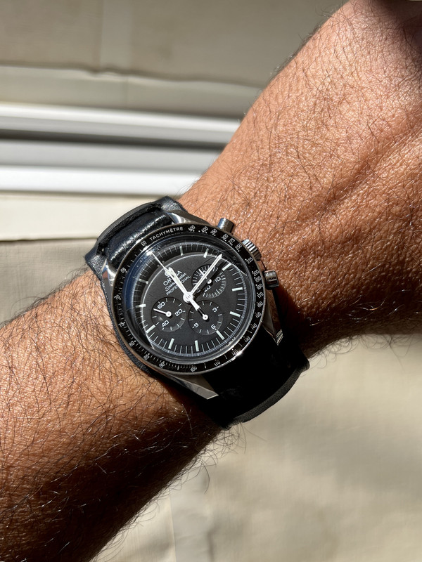 E3DEAF3F-0812-439C-A097-8EA77D98E384