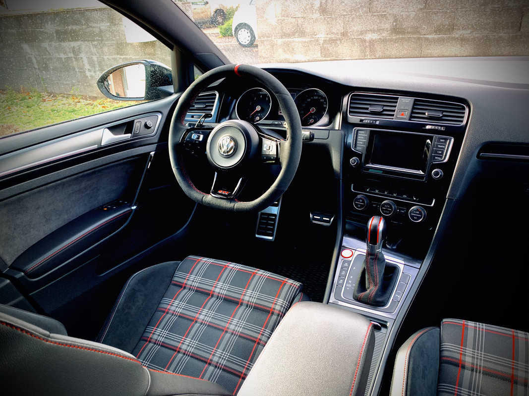 B7E2DEE3-74B1-4ED0-B982-BC1B552C01D7