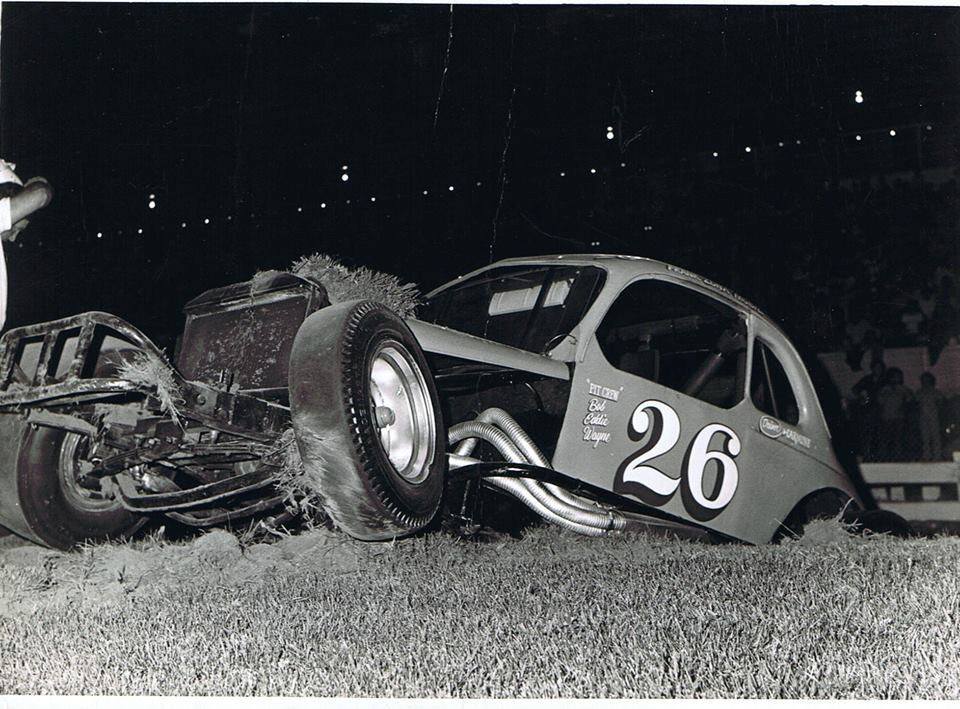Carmine Benicaso 5W Coupe Wreck Grass