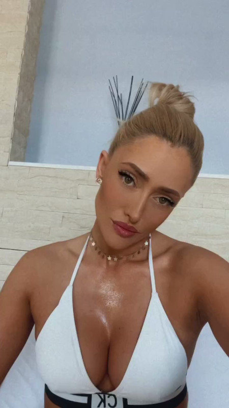 2023_03_25__13_52_39_Moment