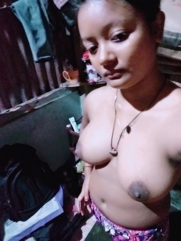 Desi-Boob-11.jpg