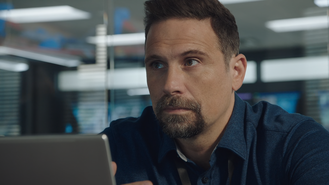 FBI.S03E02.Unreasonable.Doubt.1080p.10bit.AMZN.WEB-DL.DDP5.1.HEVC-Vyndros.mkv_snapshot_06.06_[2020.1