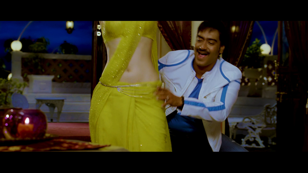 [Image: Tamanna-Hot-Song-From-Himmatwala-Taki-O-...-21-54.jpg]