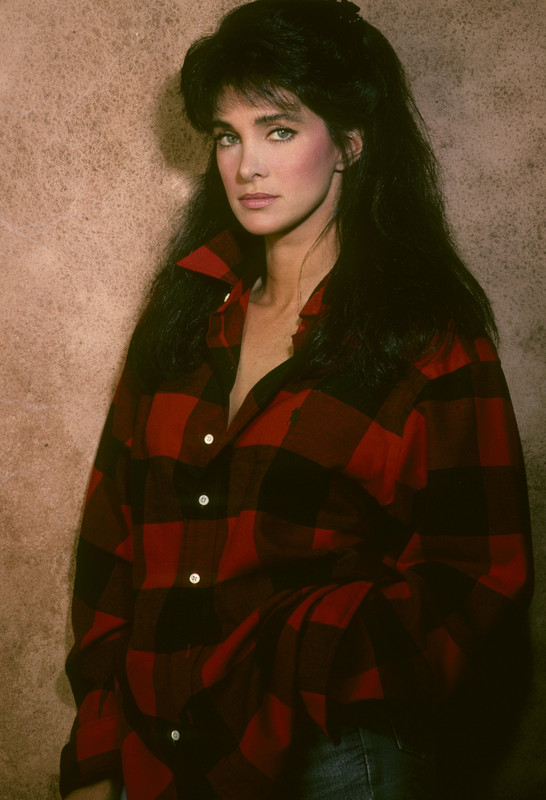 connie_sellecca_b09