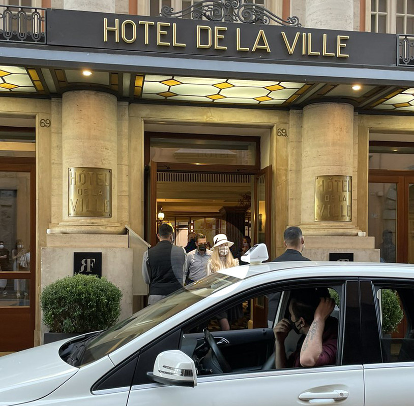 Hospedaje de lujo de Enrique Peña Nieto, el hotel cuenta con baños de mármol