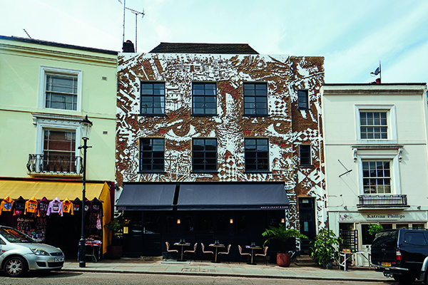 lr-Gold-Notting-Hill-Exterior-please-credit-Ingrid-Rasmussen-2