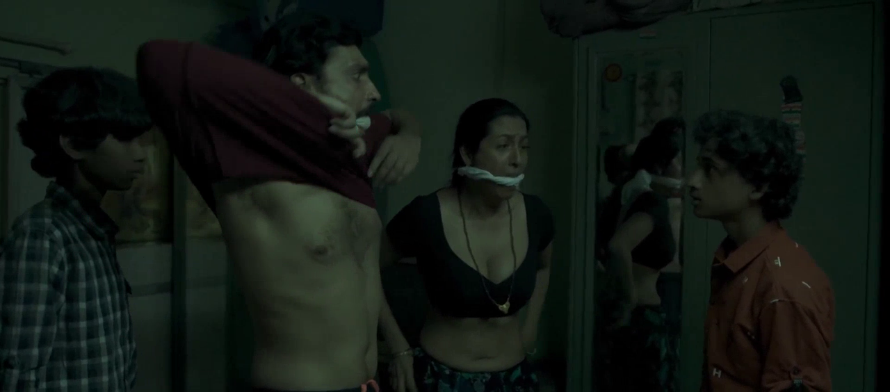 [Image: vlcsnap-2025-11-01-16h25m20s552.png]