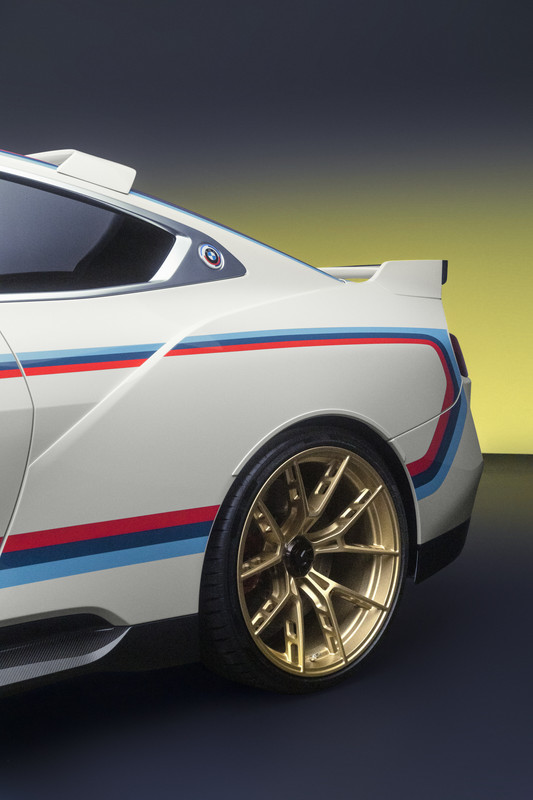 P90488884_highRes_the-bmw-3-0-csl-stat