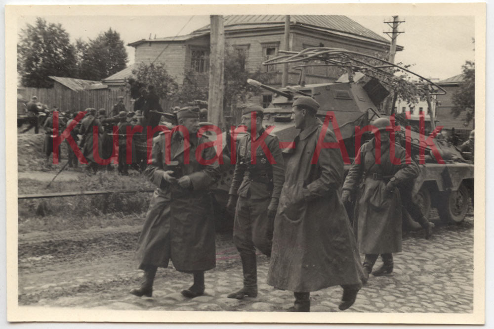 Foto Wehrmacht Front Russland Panzer Spähwagen Funker General Of