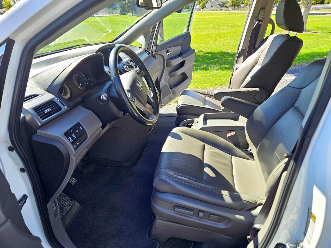 Vehicle thumbnail 18