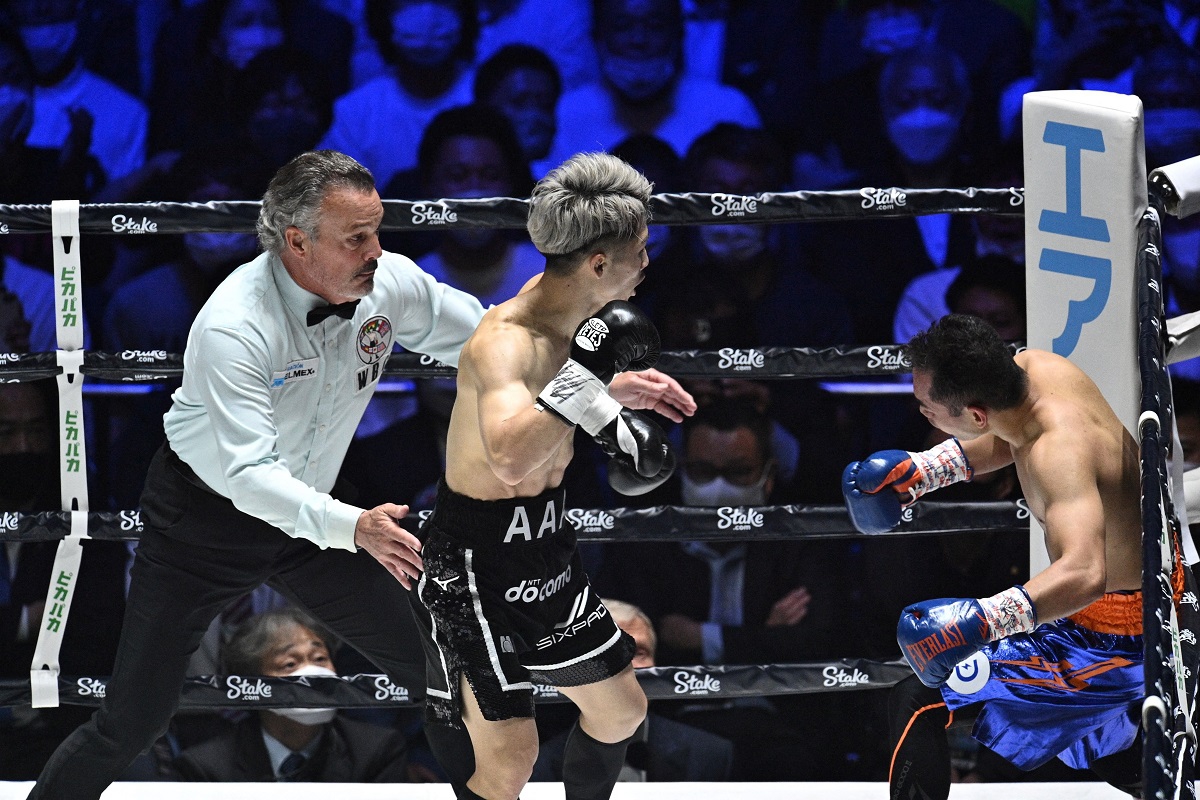 Naoya Inoue unifica los títulos gallo ante Nonito Donaire