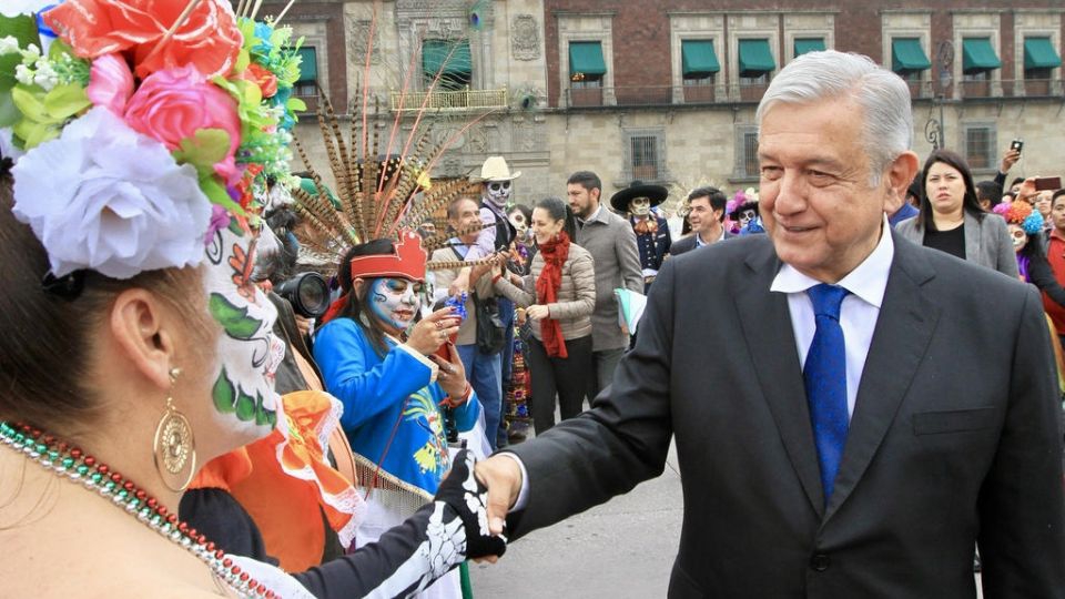 Por celebración del Día de Muertos, AMLO suspende actividades oficiales: Así festejará