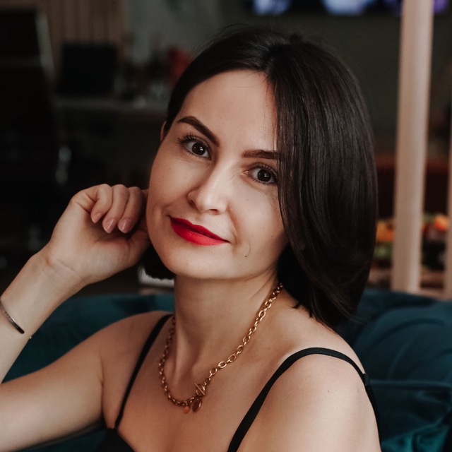 Лилия Плешакова