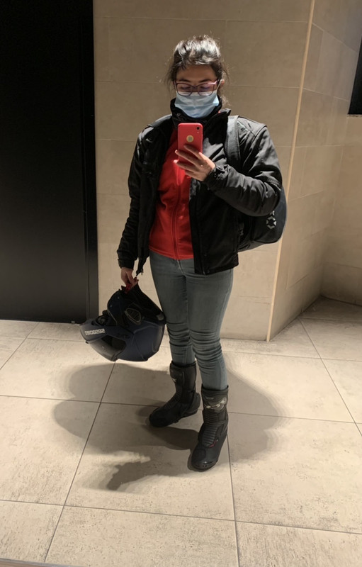 7A987710-7189-46A1-A058-5BBA9E43431C