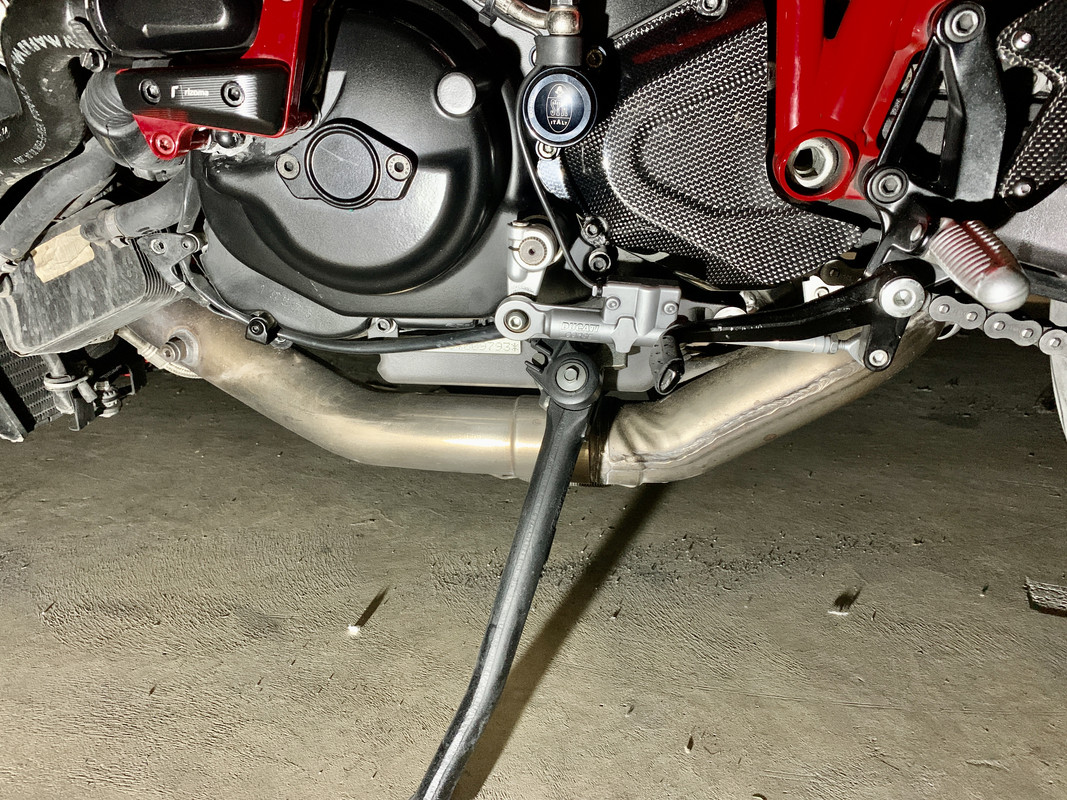 5518136F-12C2-4ABA-9EF0-B7B03EB91136