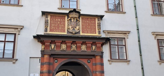 Viena: La ciudad de la música, de las artes y de los sueños - Blogs de Austria - Dia 1: Museo Sisí, biblioteca nacional, Opera y Free tour (56)