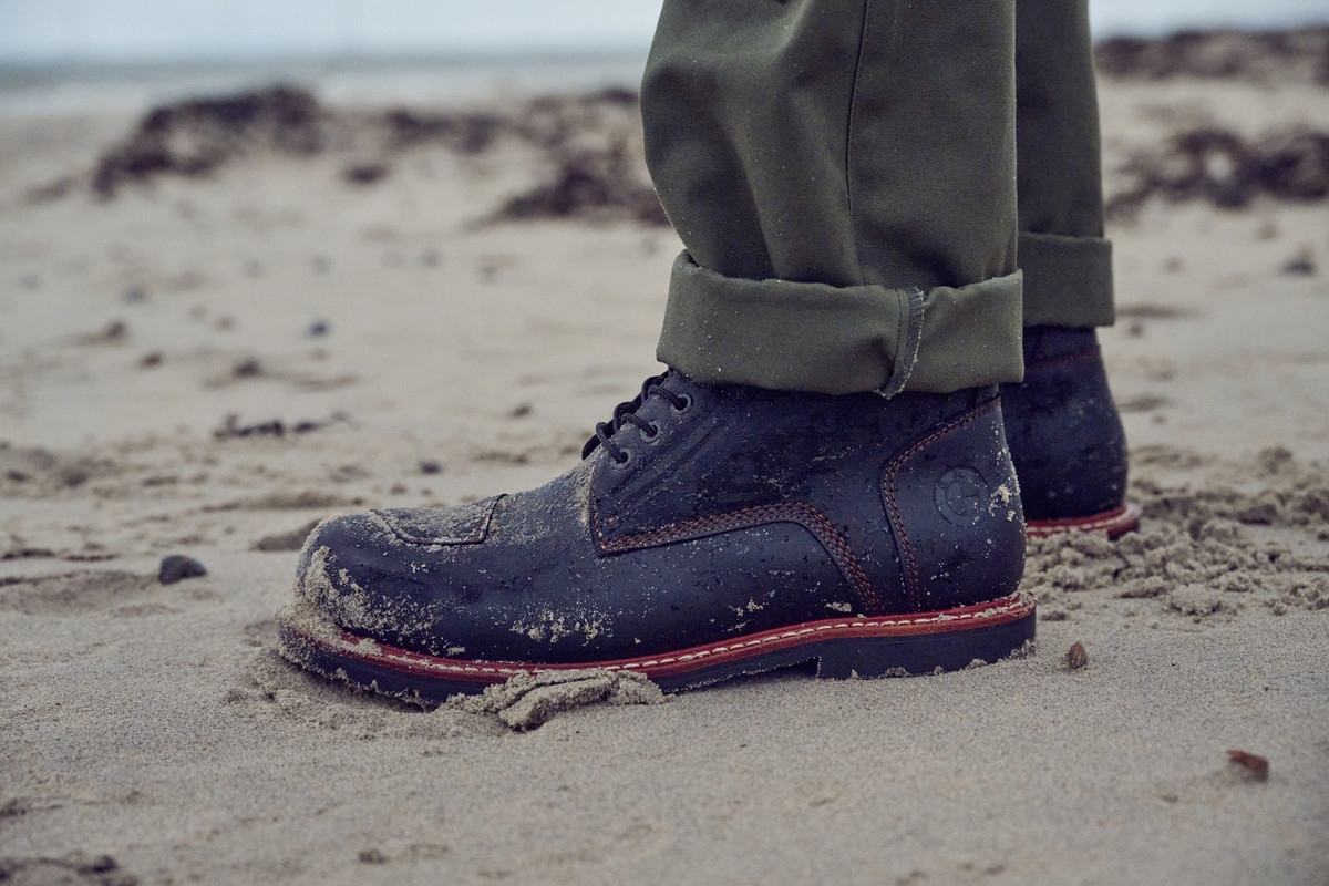 P90533861_highRes_bmw-motorrad-clothin