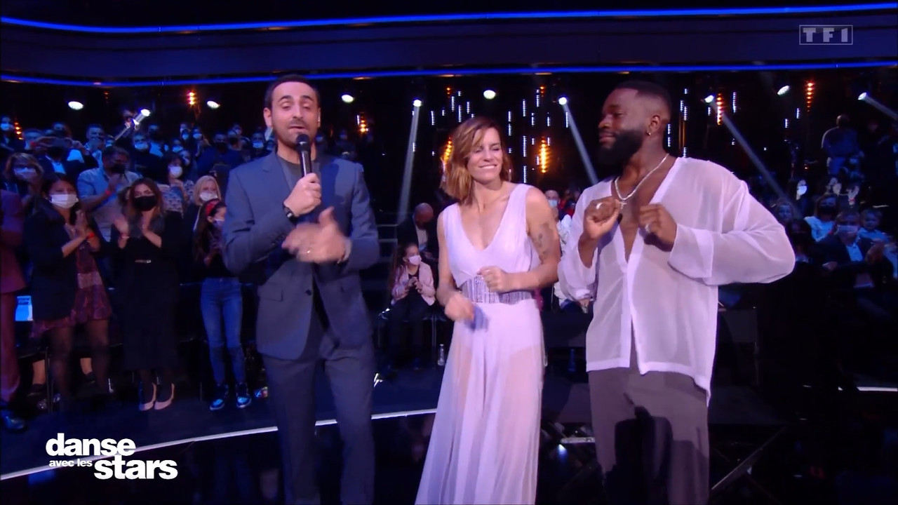 2021-11-12_21_05_TF1_Danse-avec-les-stars.mp4_snapshot_02.07.25.257