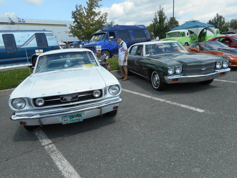 AUTO - Expo D'auto V8 Antique de Ste-Marie - 6 août 2023 V8-23-081