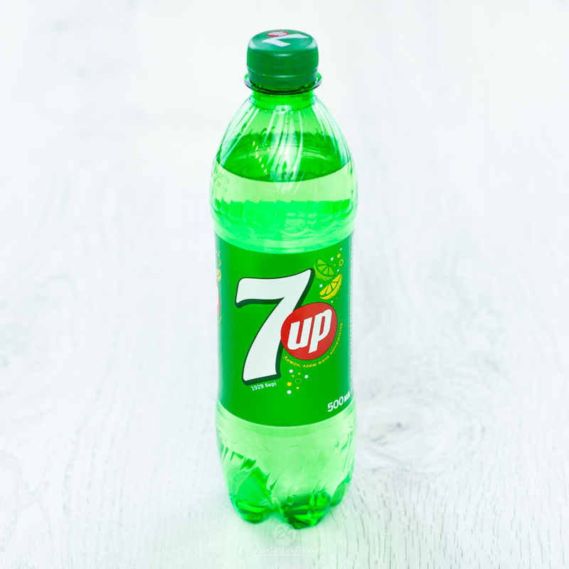 7Up (0.5л)