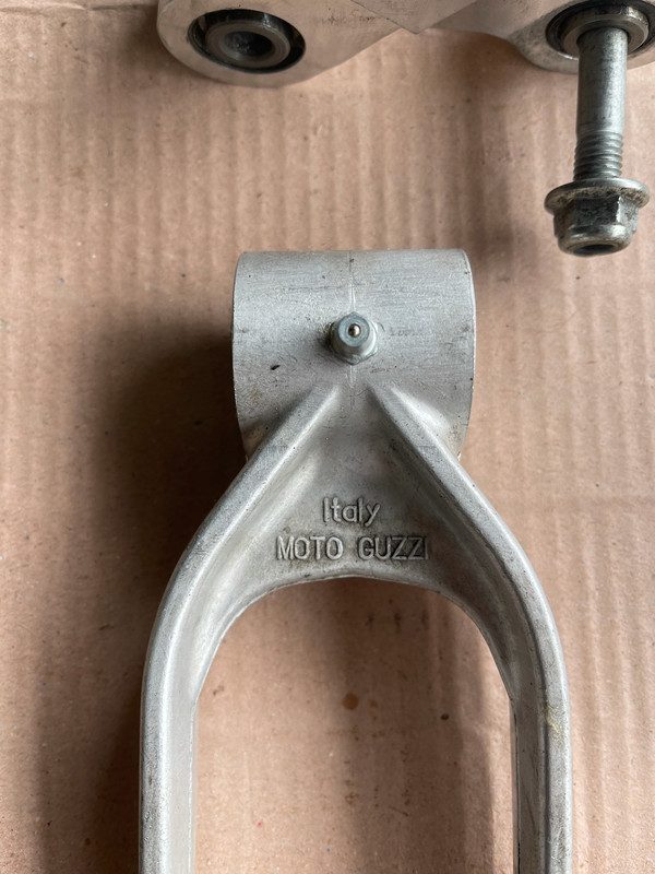 BE4B9D18-727F-45E2-8223-A33D7CDC5DF6