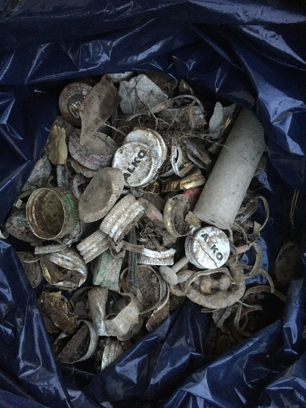 0DAB72C9-5EDB-40AA-8BB1-8CA25DFDAC07