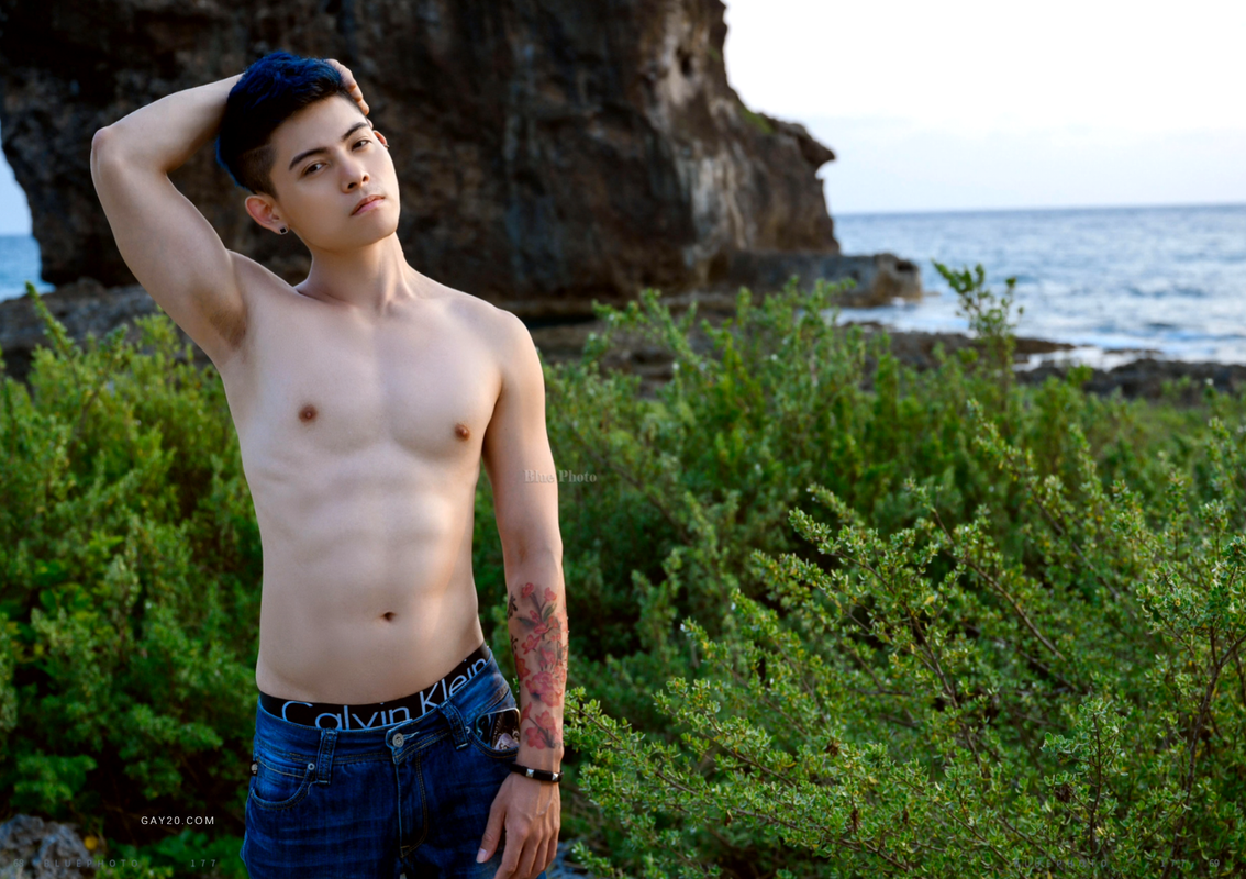 BLUE PHOTO 177 – iGay69