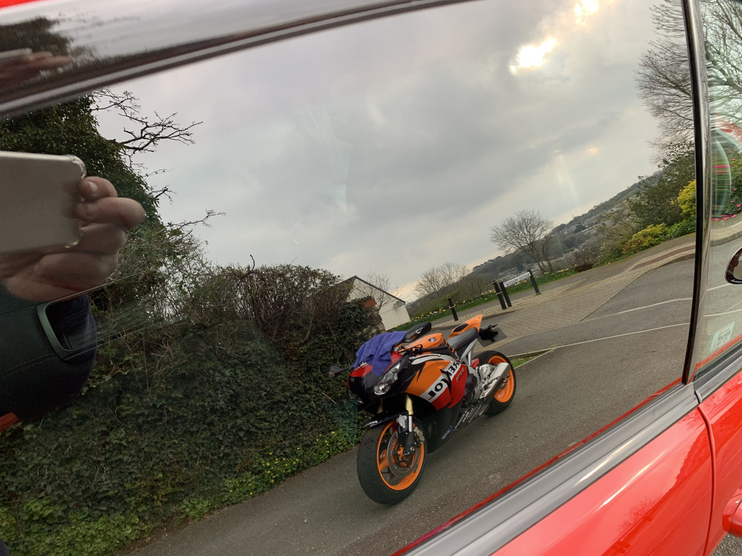 0C03C228-E922-4E98-AD52-886713B2EE9B