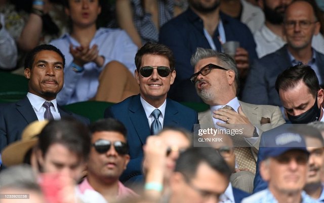 Tom Cruise, Christopher McQuarrie, Greg Tarzan Davis and Esai Morales at Wimbledon