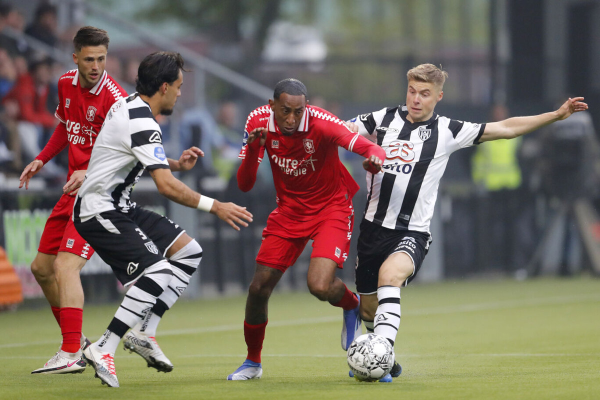 Nhận định, soi kèo FC Twente Enschede vs SC Telstar, 02h00 ngày 8/11
