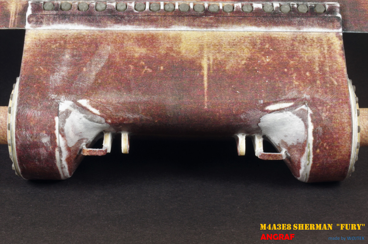 M4A3E8 SHERMAN  FURY 23