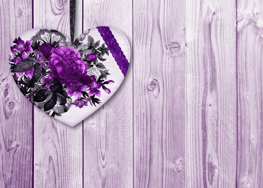 purple-heart-3188509-1280.jpg