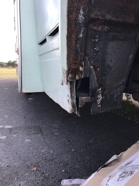 00ABB682-0B58-478E-8883-A800354365AE