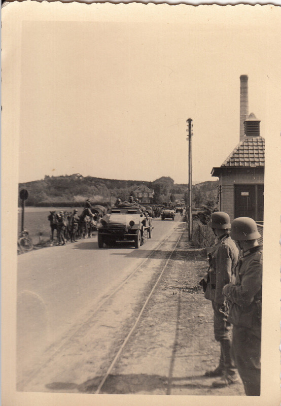 Wehrmacht Rußland Halbkette Spähpanzer SPW Panze