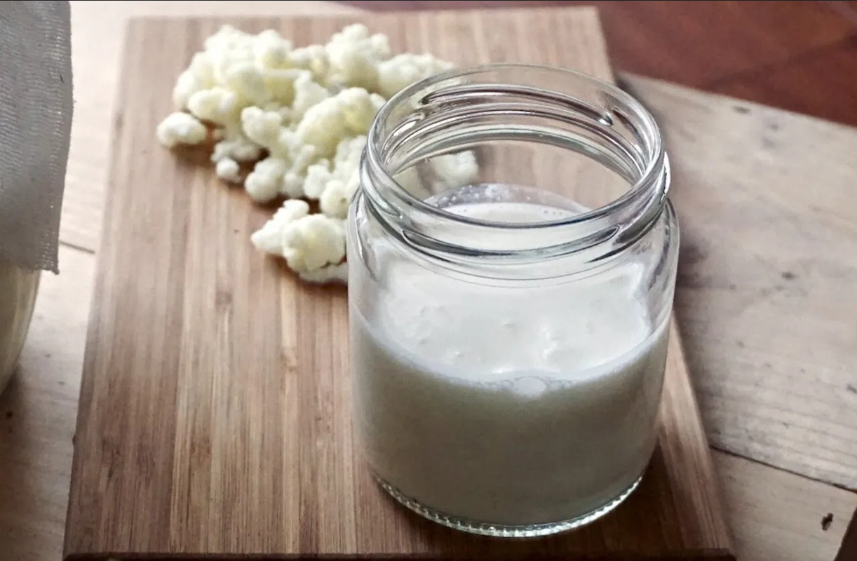 Esto es lo que pasa si consumes kéfir o búlgaros de leche de forma constante